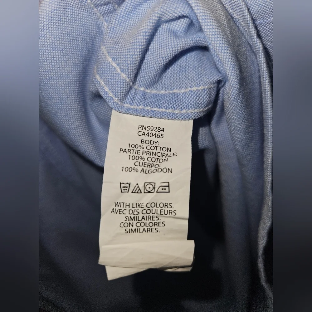 The Children's Place Oxford Blue Button Up Long Sleeve Shirt. Classic Style 14H